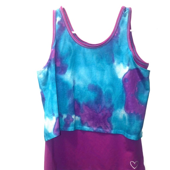 Tops - Picture 1 of 1